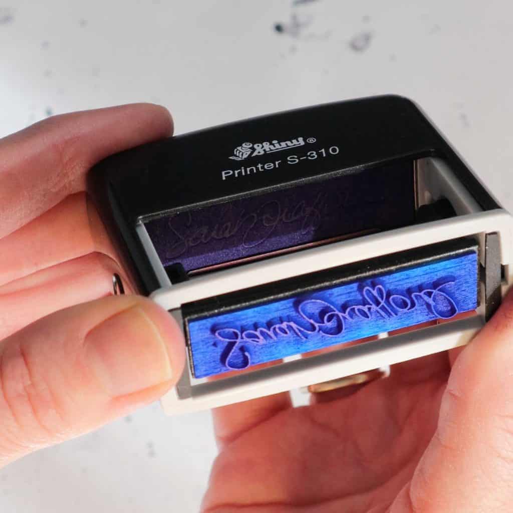 Self inking stamp